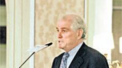 "Hay que estar alerta con el tema de Kaká"