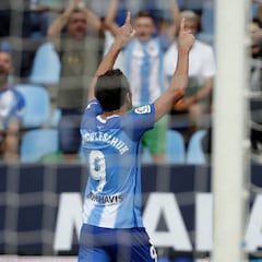 Leschuk mantiene líder al imparable Málaga