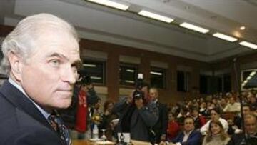 <b>COMPARECENCIA.</b> Ramón Calderón ha efectuado estas declaraciones en una conferencia coloquio en el Centro Universitario Villanueva.