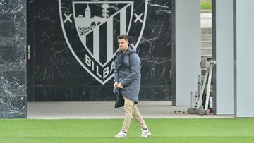 05/05/25 ENTRENAMIENTO ATHLETIC DE BILBAO MIKEL GONZALEZ
