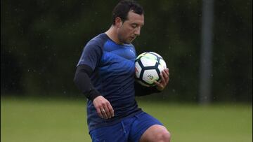 Santi Cazorla en un entrenamiento con el Oviedo.