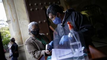 Curva del coronavirus en Colombia hoy, 30 de octubre: ¿Cuántos casos y muertes hay?