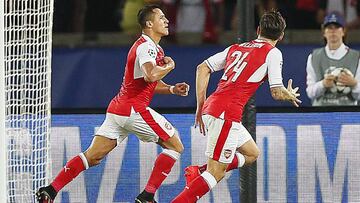 Alexis acecha a Vidal tras anotar su décimo gol en Champions