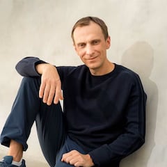 Un hombre de 49 años pasó de aparcar coches a ser un CEO multimillonario: “Sólo quería ganar 5.000 dólares al mes para sobrevivir”