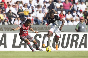 El peruano dejó a los Lobos BUAP para probar suerte en el Rayo Vallecano de España.