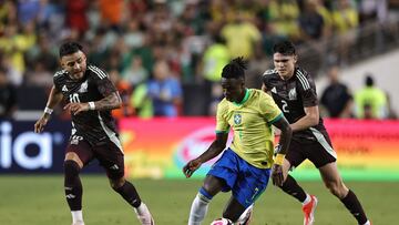 COLLEGE STATION, TEXAS - JUNE 08: Vinicius Junior #7 of Brazil controls the ball during an international friendly match against Mexico at Kyle Field on June 8, 2024 in College Station, Texas. Omar Vega/Getty Images/AFP (Photo by Omar Vega / GETTY IMAGES NORTH AMERICA / Getty Images via AFP)