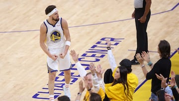 SAN FRANCISCO, CALIFORNIA - JUNE 13: Klay Thompson #11 of the Golden State Warriors celebrates a three point basket during the fourth quarter against the Boston Celtics in Game Five of the 2022 NBA Finals at Chase Center on June 13, 2022 in San Francisco, California. The Golden State Warriors won 104-94. NOTE TO USER: User expressly acknowledges and agrees that, by downloading and/or using this photograph, User is consenting to the terms and conditions of the Getty Images License Agreement.   Lachlan Cunningham/Getty Images/AFP
== FOR NEWSPAPERS, INTERNET, TELCOS & TELEVISION USE ONLY ==