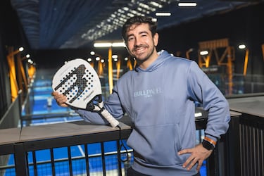 El profesor español de Mánchester que enseña a jugar a pádel a Arne Slot