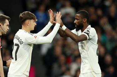 Arbeloa: “I would put a statue of Rüdiger in my garden”