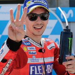 Lorenzo: "Entiendo un poco más la moto para sacarle el máximo"