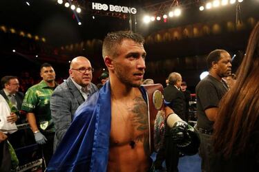 Lomachenko da otra lección y apunta a Mikey García
