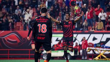Jose Zuniga celebrates his goal 1-0 with Aaron Mejia of Tijuana during the 11th round match between Tijuana and Atlas as part of the Liga BBVA MX, Torneo Clausura 2025 at Caliente Stadium, on March 09, 2025 in Tijuana, Baja California, Mexico.