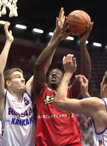 Nacido en Dudley (Carolina del Norte), compartió debut en la Selección con Pau Gasol en la preparación del Eurobasket de 2001, en el que España logró el bronce. Kornegay se nacionalizó a finales del 2000 (las gestiones se retrasaron por problemas relacionados con su permiso de conducir y sanciones administrativas en EE UU) tras casarse con una española en 1999 (su matrimonio duró poco más de dos años). Este pívot, especialista defensivo, llegó a Sevilla en 1998 y jugó también en Fuenlabrada, Málaga, Menorca, Alicante y Palma de Mallorca. Disputó 18 partidos con la Selección, entre el Eurobasket de 2001 y seis partidos del Preeuropeo de 2003.