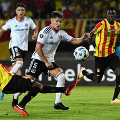 Colo Colo tuvo un amargo debut