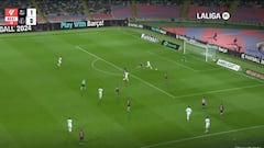 La ocasión en el 94′ que era el 1-1 contra el Barça: Mayoral ahí mete 99 de cada 100...