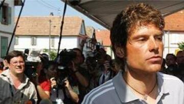 <b>VARIAS INVESTIGACIONES.</b> En el caso de Jan Ullrich ha sido la Federación de Suiza la encargada de llevar a cabo las pesquisas necesarias para aclarar la posible participación del corredor en la red de dopaje.