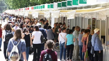 La Feria del Libro de Madrid 2017 cuenta con más de 350 casetas en las que firmarán multitud de autores.