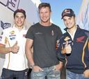 Márquez y Pedrosa reciben la visita de Felix Baumgartner