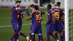 El Barcelona celebra uno de los goles.