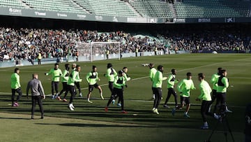 Entrenamiento a puerta abierta del Betis.