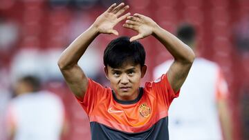 Take Kubo vuelve al césped de la Ciudad Deportiva