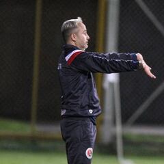 Flavio Robatto es el nuevo técnico del Bucaramanga