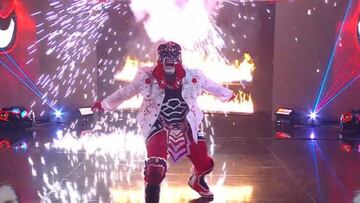 El noble gesto que Penta tuvo con un niño que vendía dulces para comprarse una de sus figuras