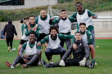 El Almería se juega mucho más que tres puntos ante un viejo conocido