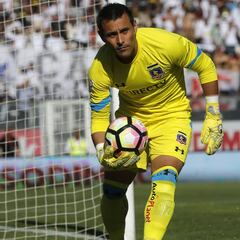 Colo Colo dio a conocer la lesión que afecta a su portero Justo Villar