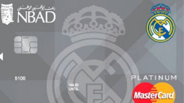 El escudo del Madrid sigue sin cruz en las tarjetas de Abu Dhabi