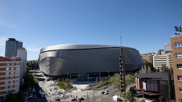 PANORAMICA FACHADA ESTADIO SANTIAGO BERNABEU