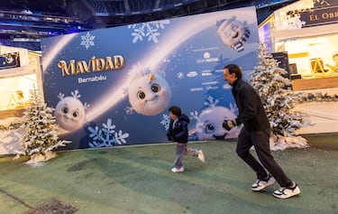 El estadio Santiago Bernabéu acoge la 'Mavidad Bernabeu'. Un envento para toda la familia en el que se puede disfrutar de un buen plan en estas fechas navideñas.