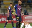 El exceso de volantes en el Barça que complica a Vidal