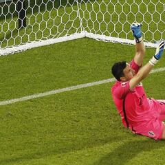 Modric aconsejó a su portero: "Aguanta y a la derecha"