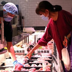 Encuentran restos de coronavirus en alitas de pollo congeladas