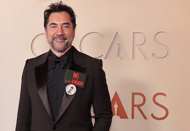 Javier Bardem posa en la alfombra roja del Dolby Theatre.