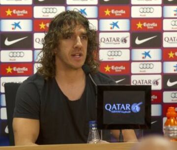 Carles Puyol jugador del Barcelona anuncia  a los medios de comunicación durante una rueda de prensa que dejará el club catalán al final de la temporada.