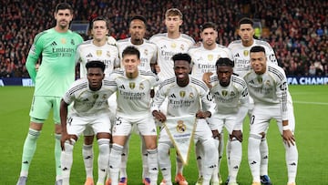 Once inicial del Real Madrid. Thibaut Courtois, Álvaro Carreras, Éder Militão, Dean Huijsen, Federico Valverde, Jude Bellingham, Aurelien Tchouameni, Arda Güler, Vinicius, Eduardo Camavinga y Kylian Mbappé.