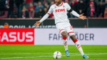 Anthony Modeste protesta al colegiado.