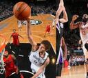 James Harden y Brook Lopez, los mejores de la semana en la NBA