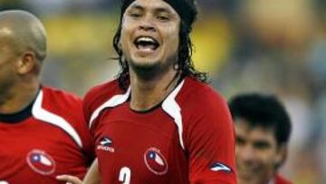 Waldo Ponce pasa el reconocimiento con el Racing y firma por un año