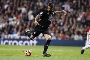 Joselu adelantó a los coruñeses. 1-2.