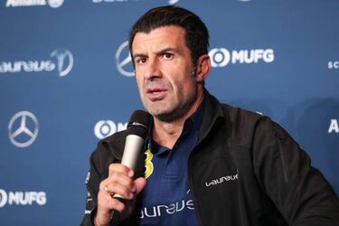 Figo demands time for under-pressure Real Madrid boss Zidane