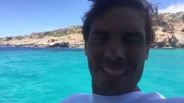 Nadal presume de playas e invita a todos sus fans a visitarlas