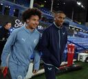 Ashley Young y su hijo Tyler pueden hacer historia en el Ipswich Town