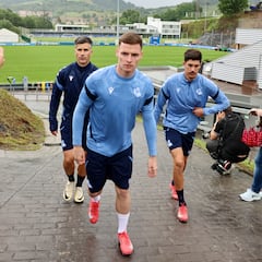 Sergio Gómez busca afianzarse con Sergio Francisco tras su polivalencia con Imanol