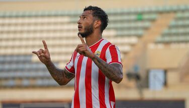 Luis Suárez y Marciano Tchami, estrella y promesa