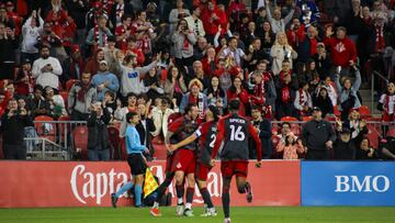 De la mano de Bernardeschi, Toronto FC venció en casa al FC Dallas