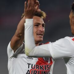 River quiere bajar a Lanús y estirar su racha