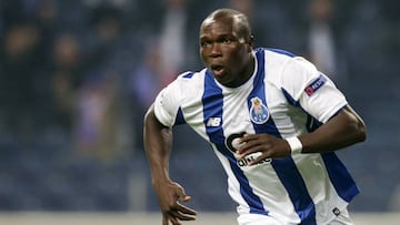 Vincent Aboubakar celebra uno de sus dos goles por el Oporto en la victoria ante el Mónaco (5-2).
